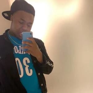 Meet your Posher, Lamont